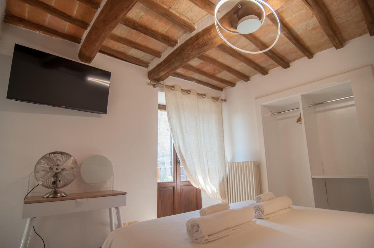 Umbrian Concierge - La Casa Dei Pellari Hotel Perugia Bagian luar foto