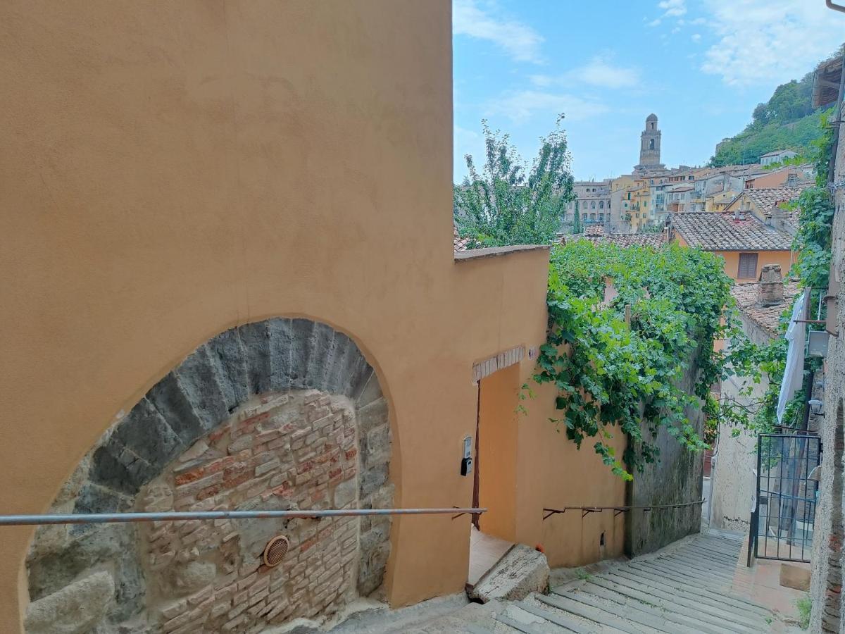 Umbrian Concierge - La Casa Dei Pellari Hotel Perugia Bagian luar foto