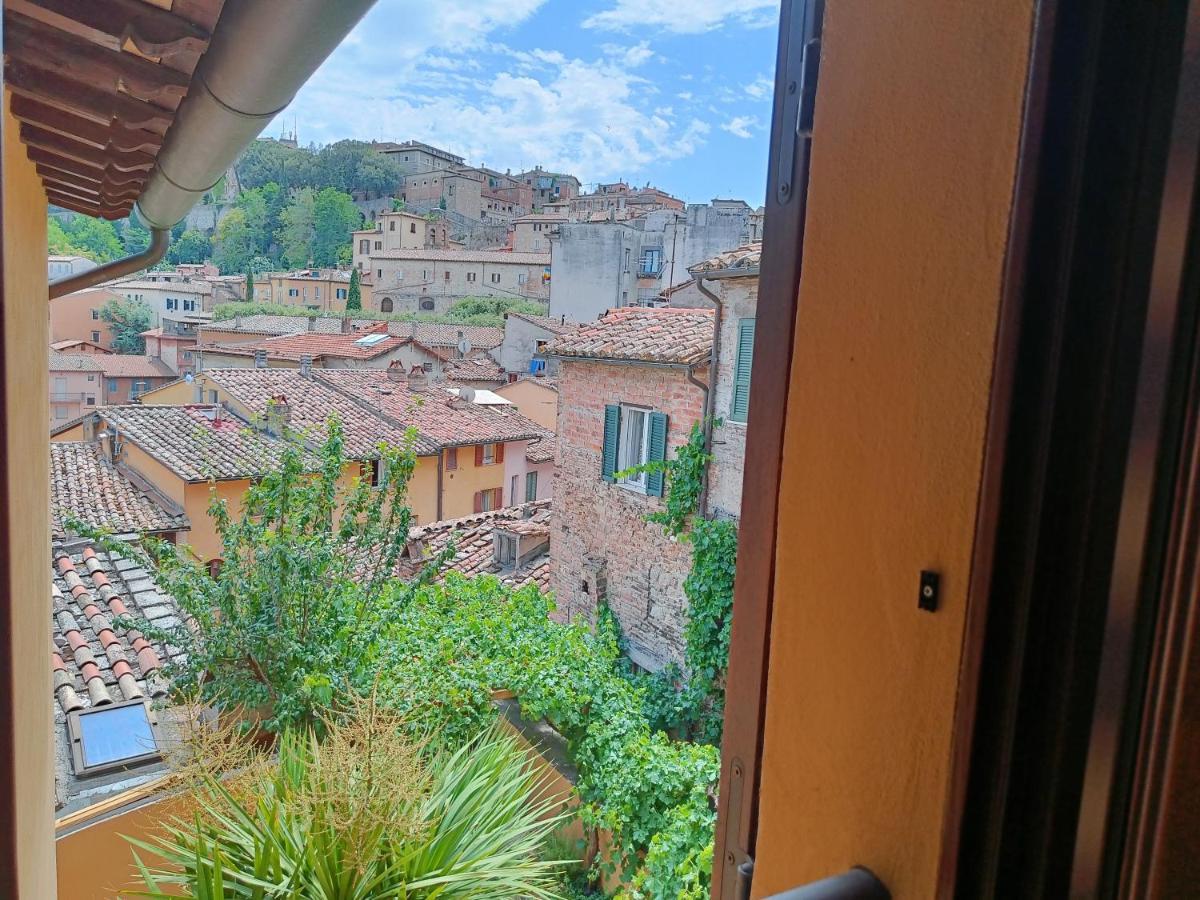 Umbrian Concierge - La Casa Dei Pellari Hotel Perugia Bagian luar foto