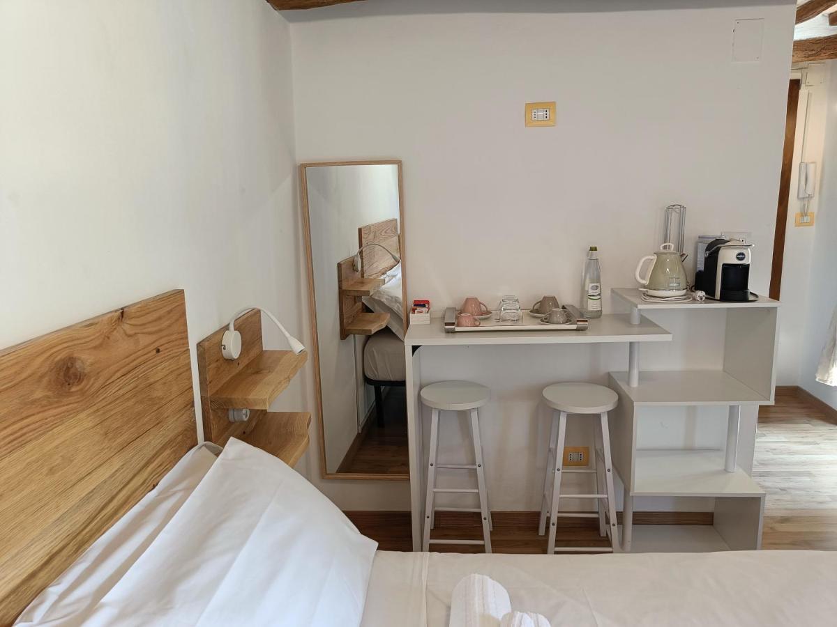 Umbrian Concierge - La Casa Dei Pellari Hotel Perugia Bagian luar foto